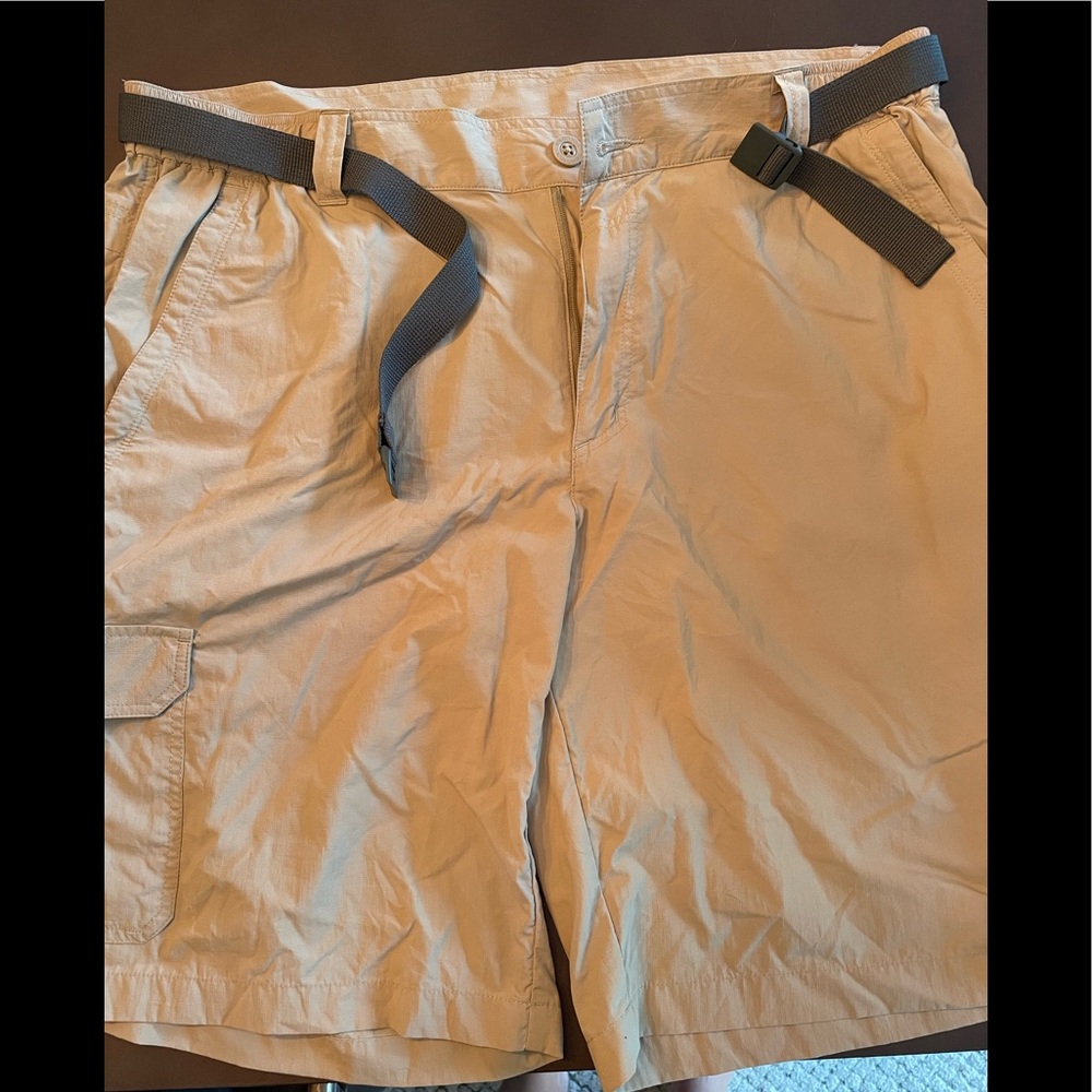 Men's Cargo 🩳 Shorts (swim or hybrid)